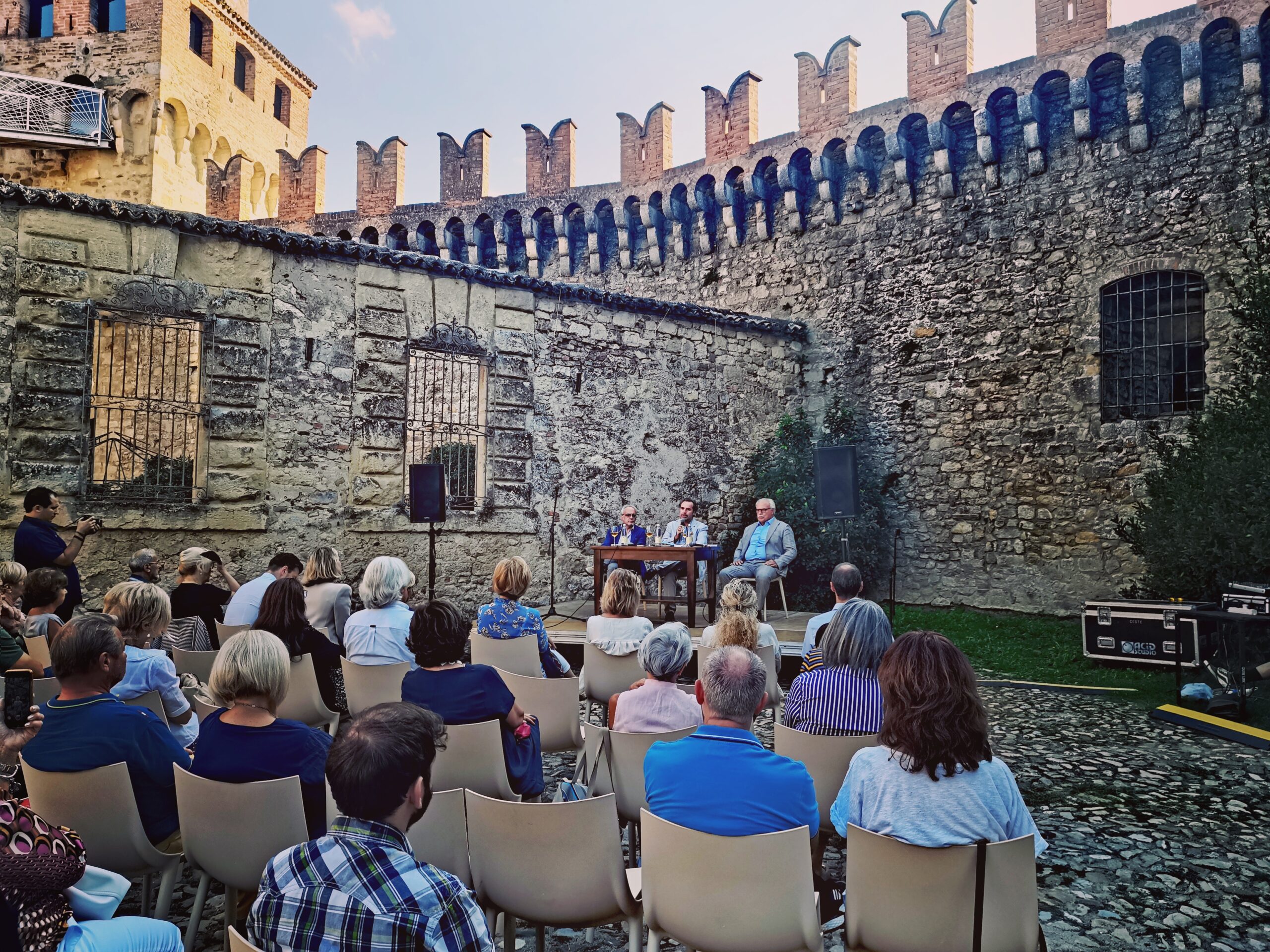 Presentazione del libro Marco Corradi