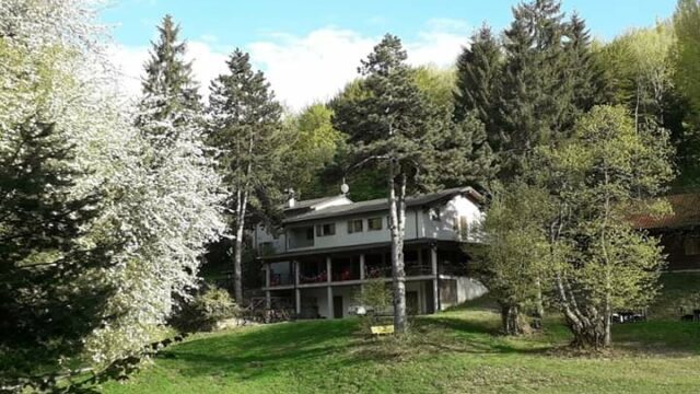 rifugio-parco-provinciale-morfasso-alta-val-d-arda-piacenza-esterno